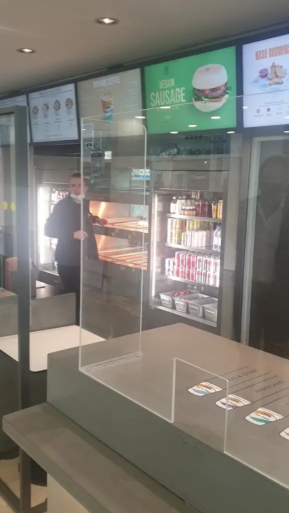 LEON Norton Canes_Norton Canes_slider_image_2