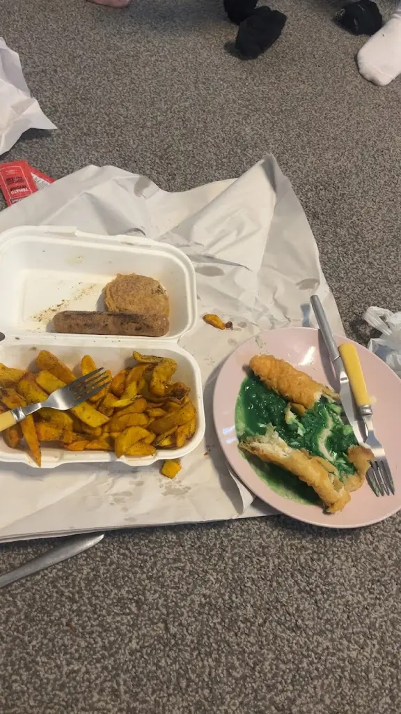 Alfie Craig_The Bridge Fish Bar_Norton Canes_review