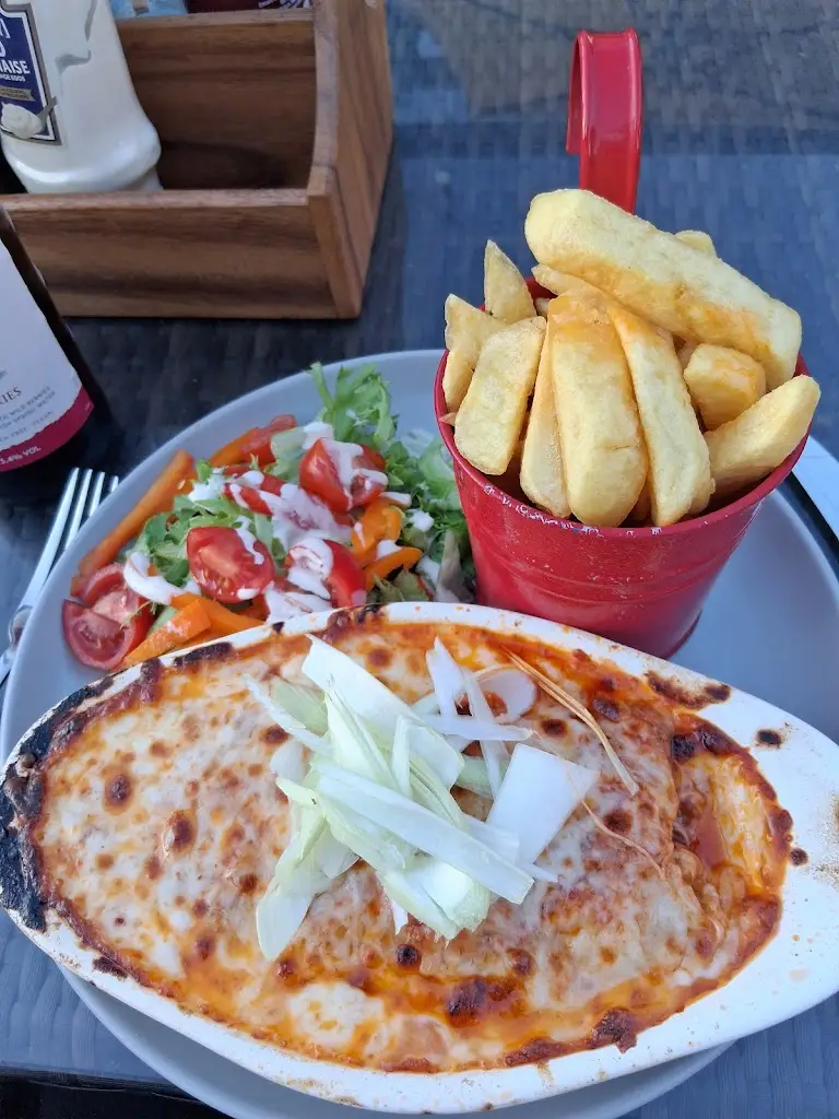 Whites Lounge Bar _Ormesby St Margaret_slider_image_2