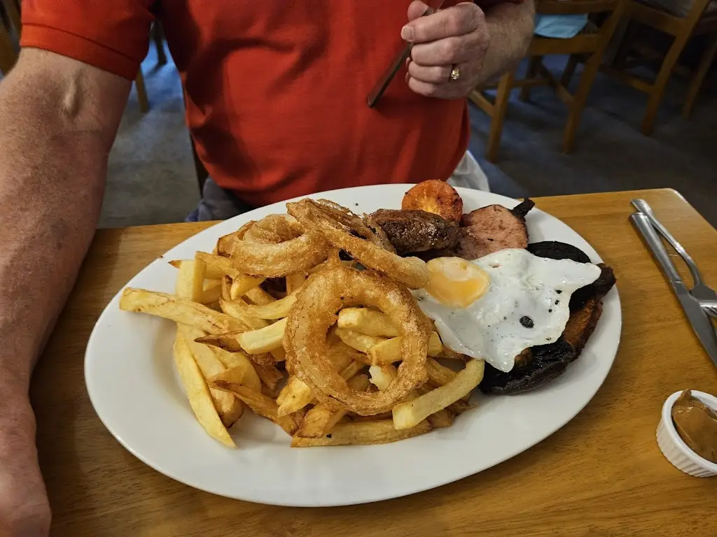 The Watts Arms_Ottringham_slider_image_3