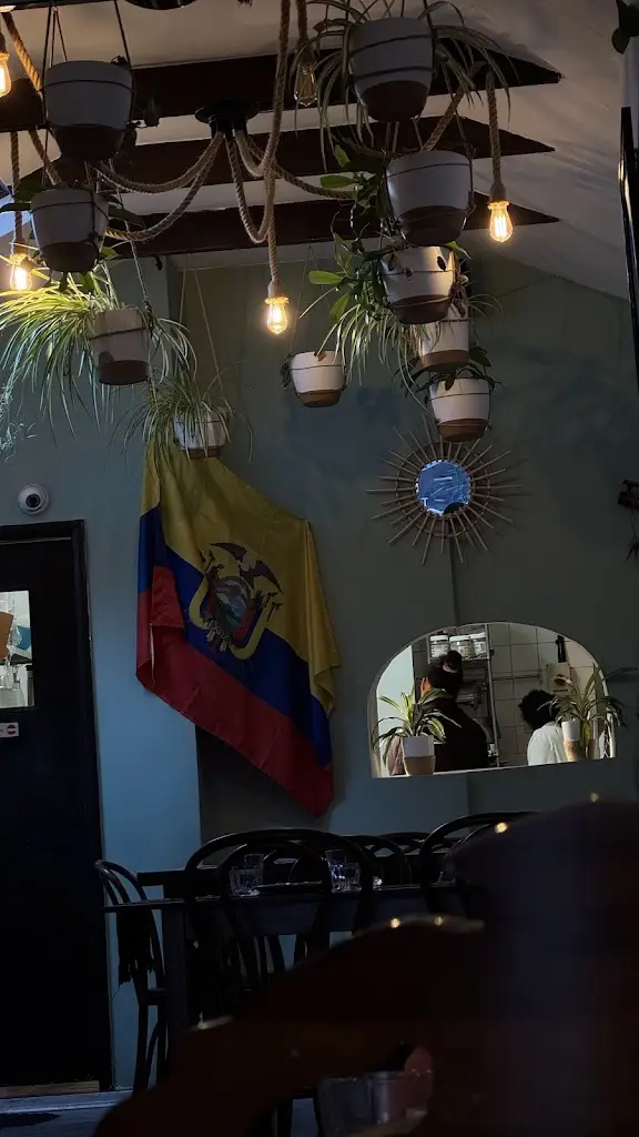 Adriana Coronel_El Inca Plebeyo Restaurant_Barnsbury_review