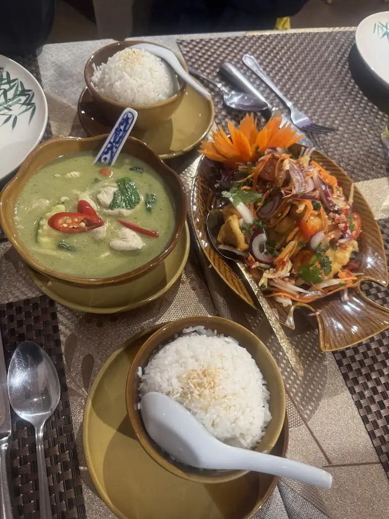 Menu_Amphawan_Olney_image_6