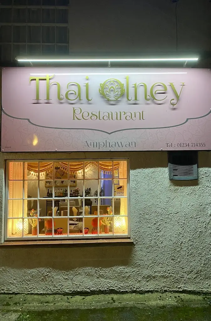 Cholan Kayan_Amphawan_Olney_review