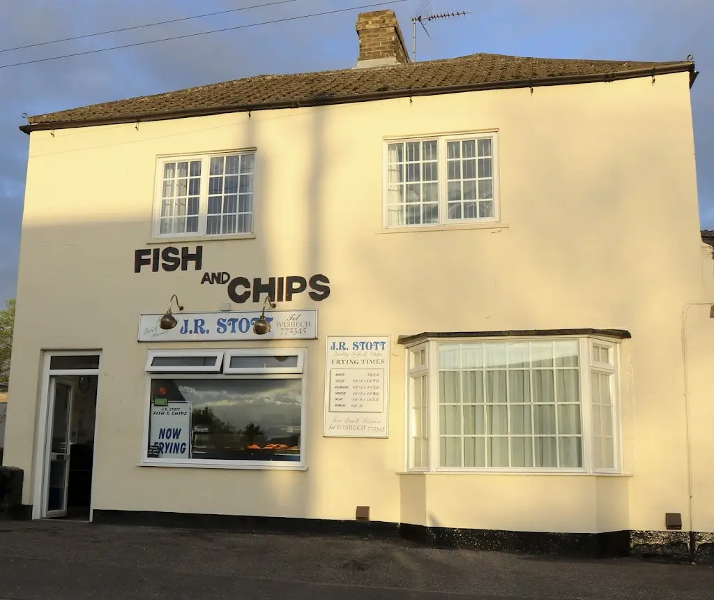 Jerry Pank_Stott J R_Outwell_review