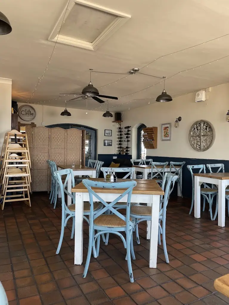 Cafe Oasis_Overcombe_slider_image_1