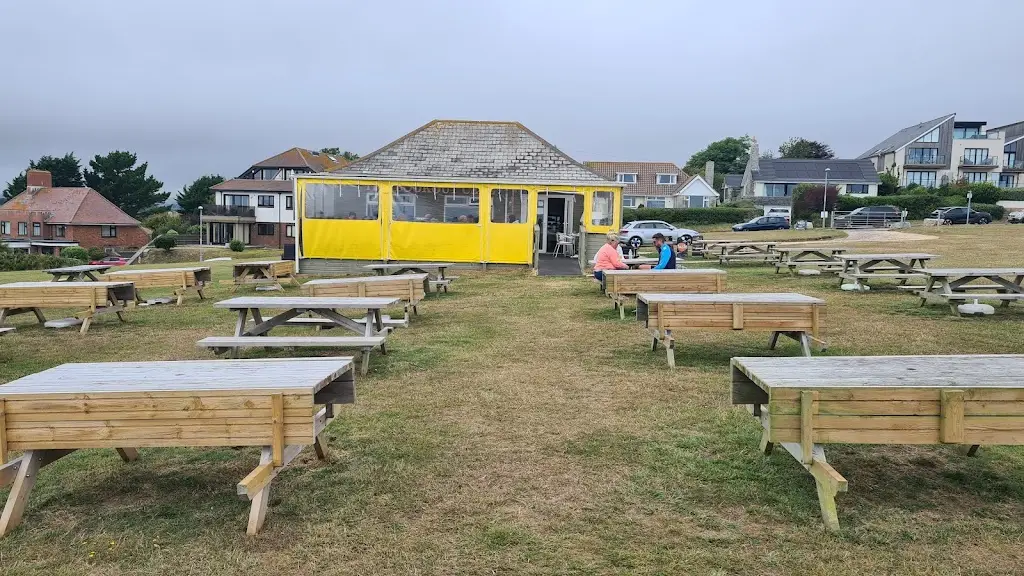 peter belsham_Lookout Cafe_Overcombe_review