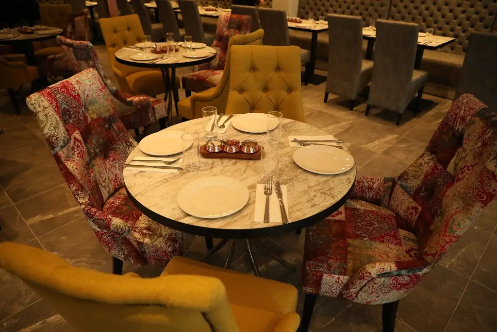 takaa tak, Oldbury_Oldbury_slider_image_1