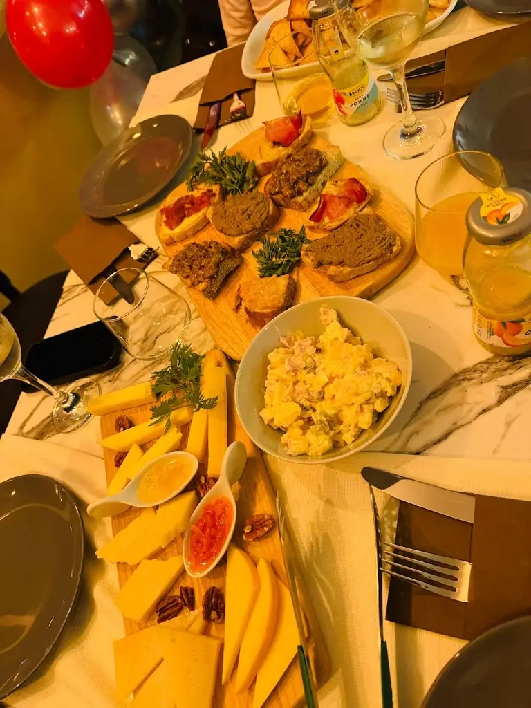 Tudoriu Ancs_Buon Gusto_Oldbury_review