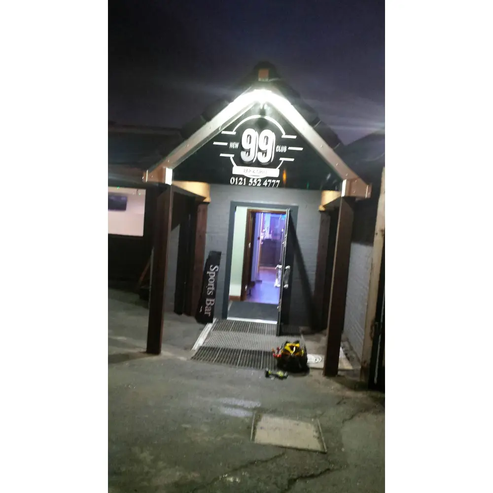 Club 99 bar & grill_Oldbury_slider_image_1