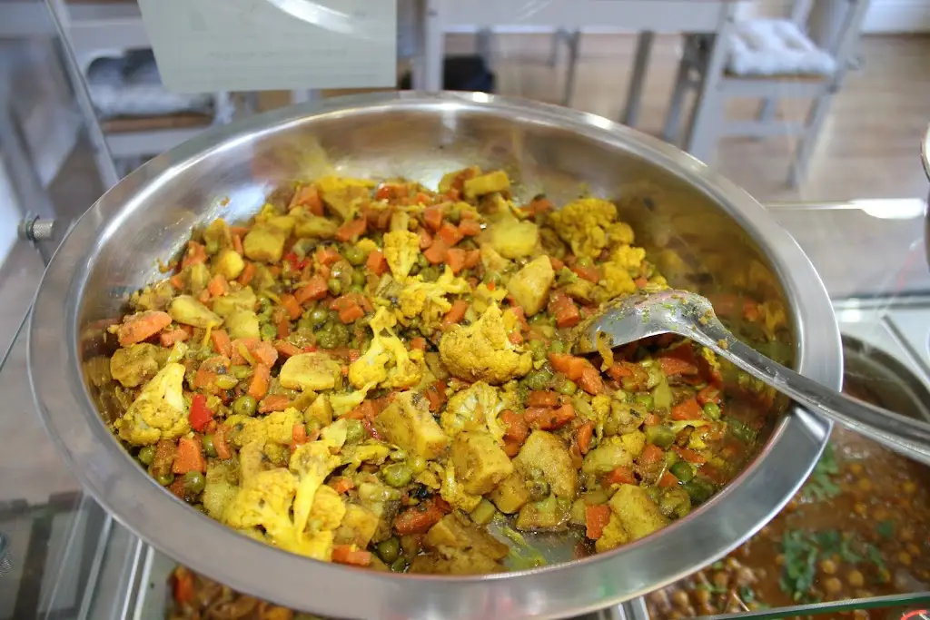 Singh's Indian Kitchen_Oldbury_slider_image_3