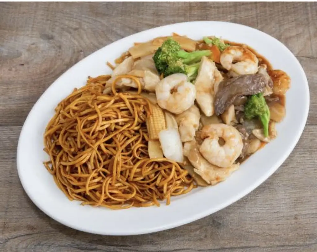 Lin's Kitchen_Bartley Green_slider_image_2