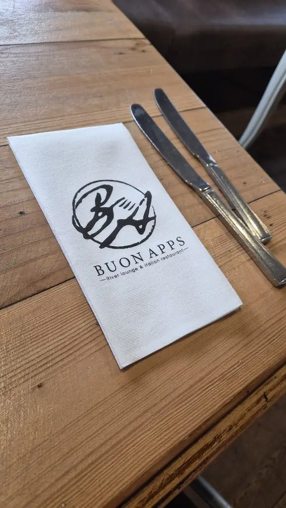 Mo Al-Enbaree_Buon Apps River Lounge and Italian Restaurant_Otley_review