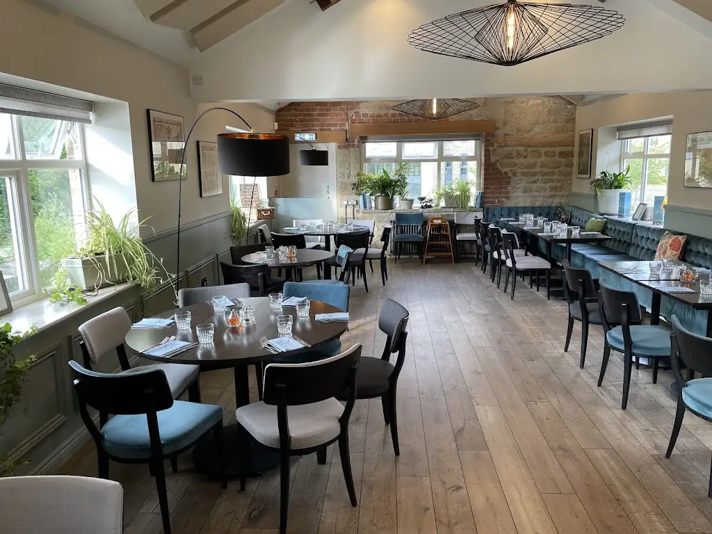 Buon Apps River Lounge and Italian Restaurant_Otley_slider_image_1