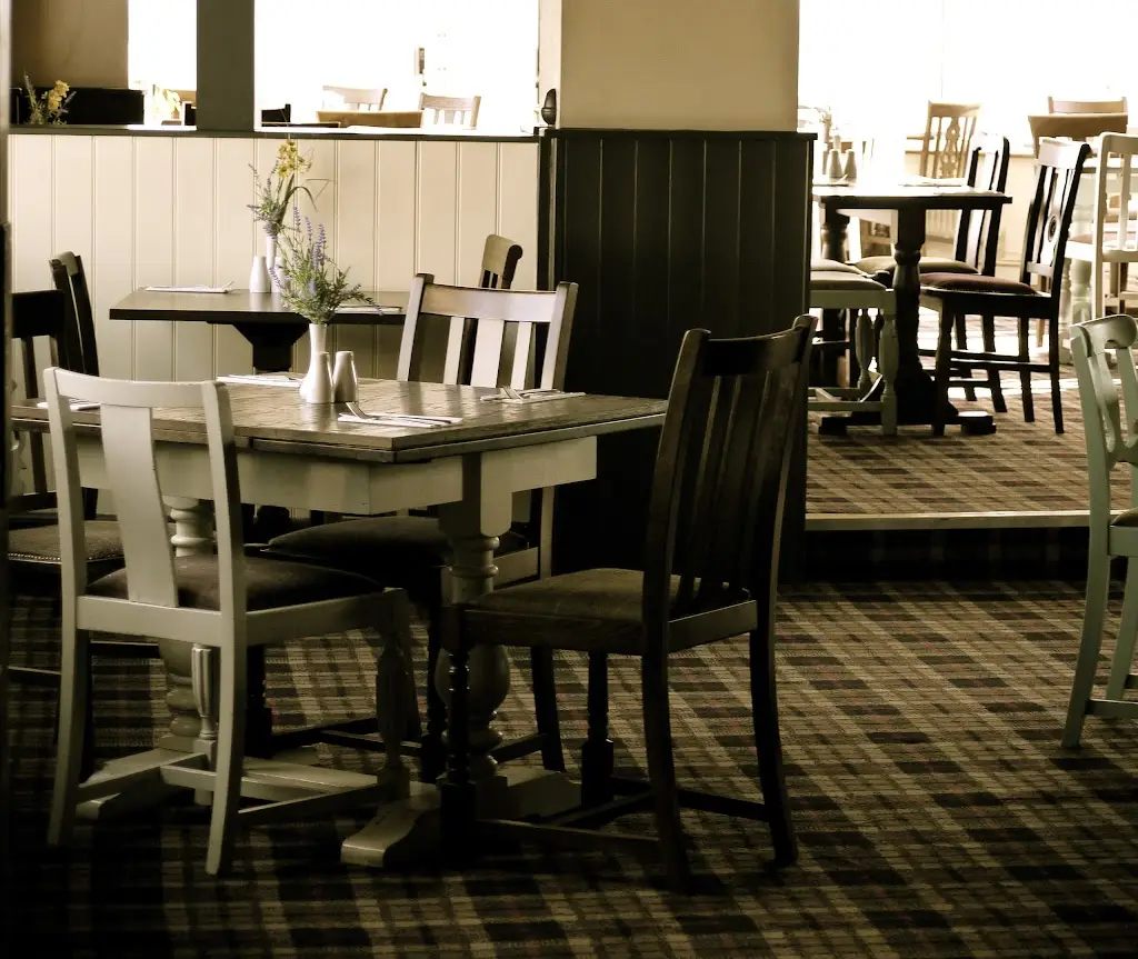 The Royalty_Otley_slider_image_1