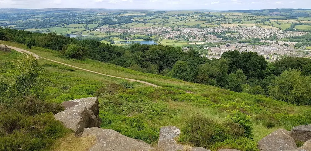 The Royalty_Otley_slider_image_3