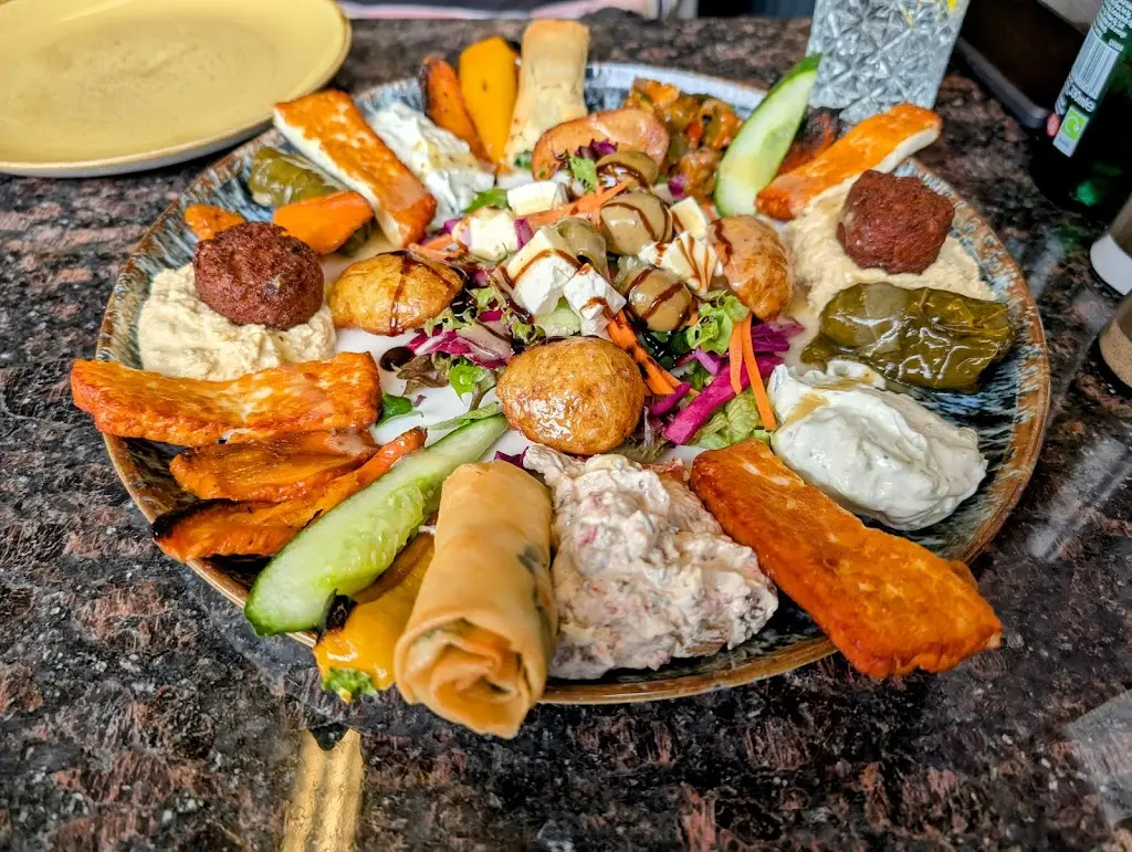 Efes Bar & Bistro_Otley_slider_image_3