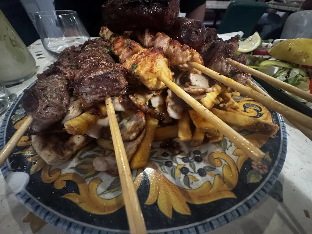 Alina Georgiana Tilvan_Greetaly_Oughtibridge_review