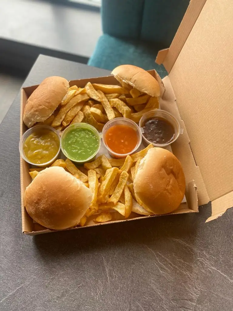 Purple lobster_Oughtibridge_slider_image_3