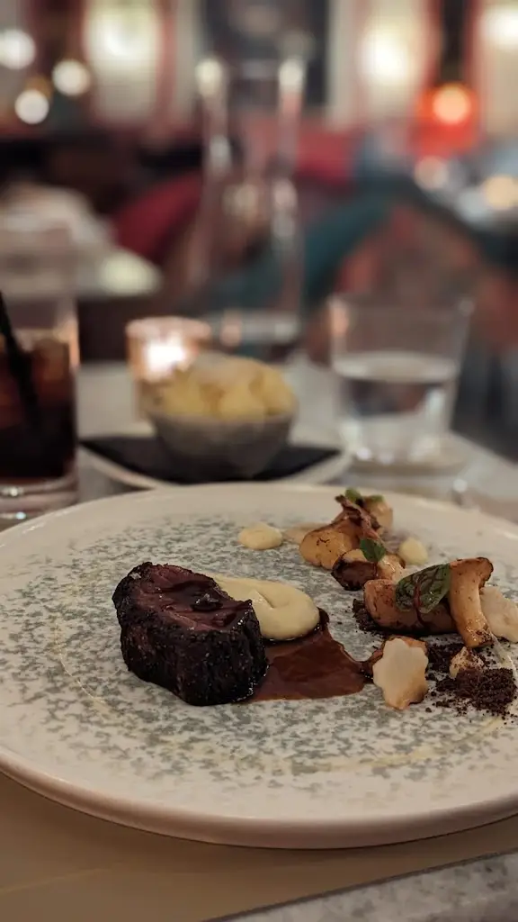 Nicola Ahearn_Hammond's Restaurant & Wine Bar_Oxted_review