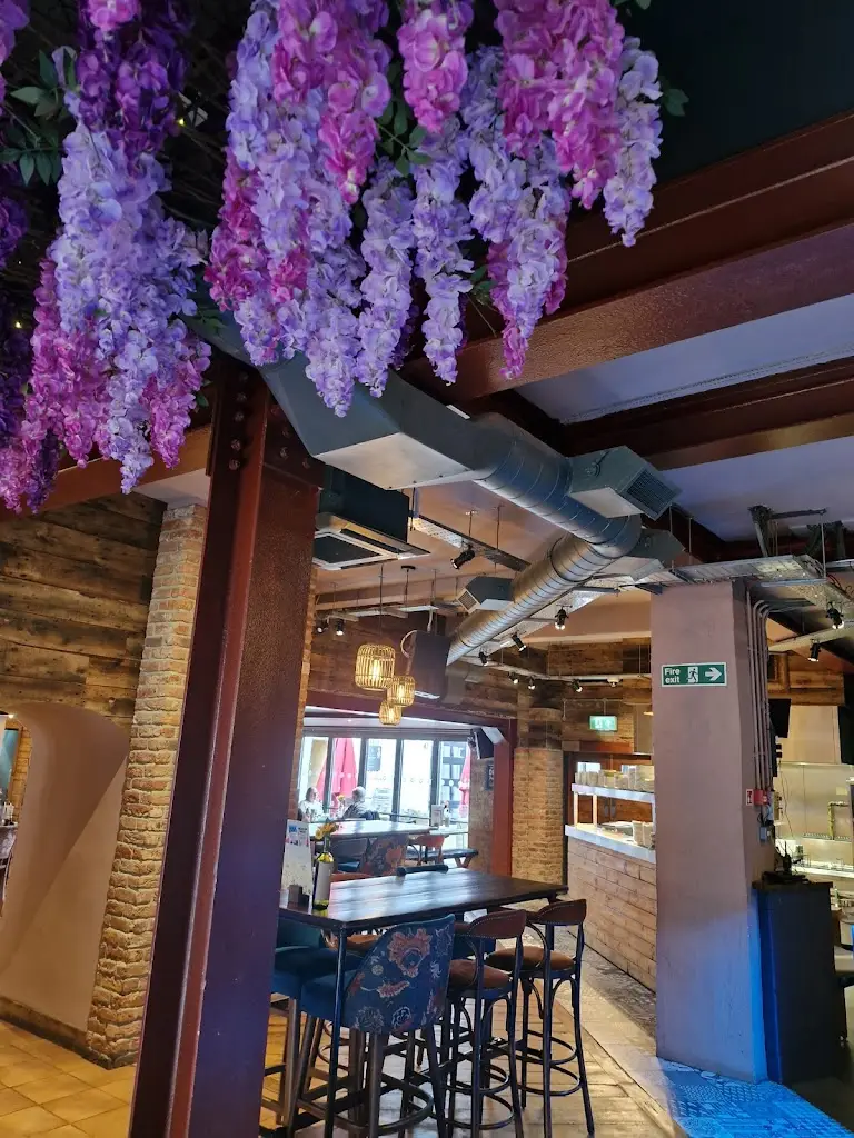 K. Peake_The Potting Shed_Northallerton_review