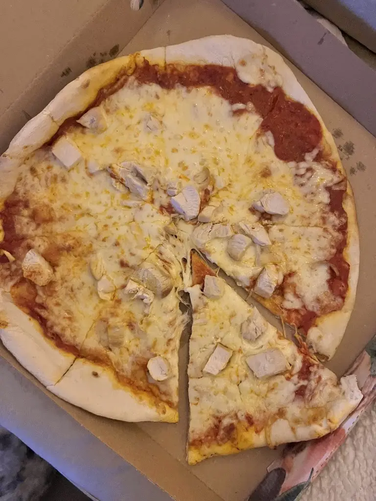 Alex Postles_Uno Momento_Northallerton_review