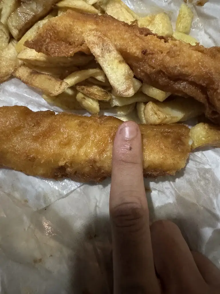 Derren Henry_Loppy’s Fish Bar_Bartley Green_review