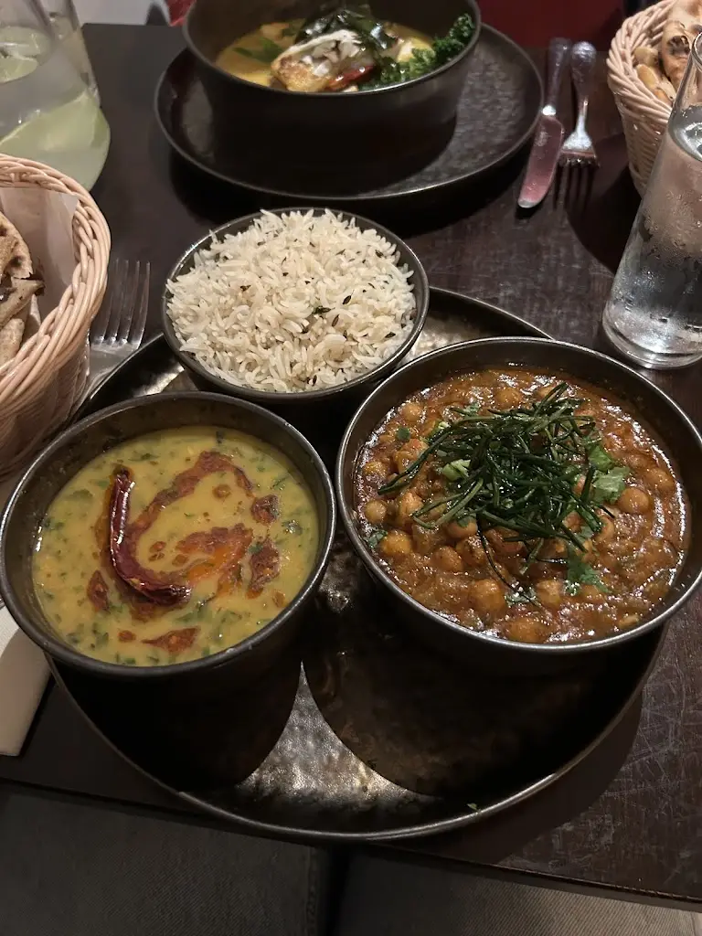 Menu_The Green Apple Tree Indian Restaurant_Northallerton_immagine_6