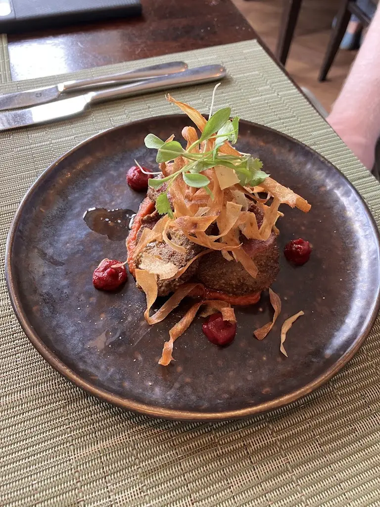 The Green Apple Tree Indian Restaurant_Northallerton_slider_image_3