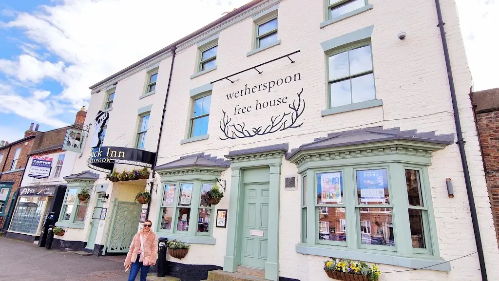 Joseph Hewson_The Buck Inn - JD Wetherspoon_Northallerton_recensione