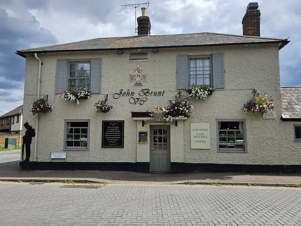 Mick Pelling_The John Brunt VC_Paddock Wood_recensione