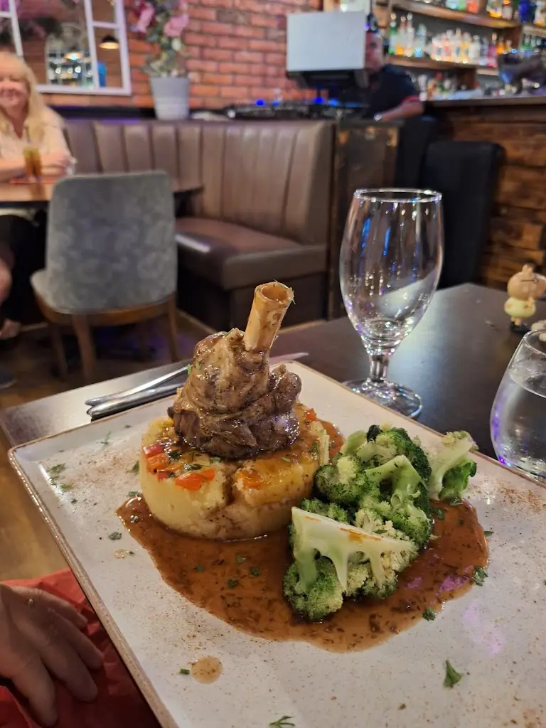 Alison Knox_Alpha Mediterranean Restaurant_Orpington_review