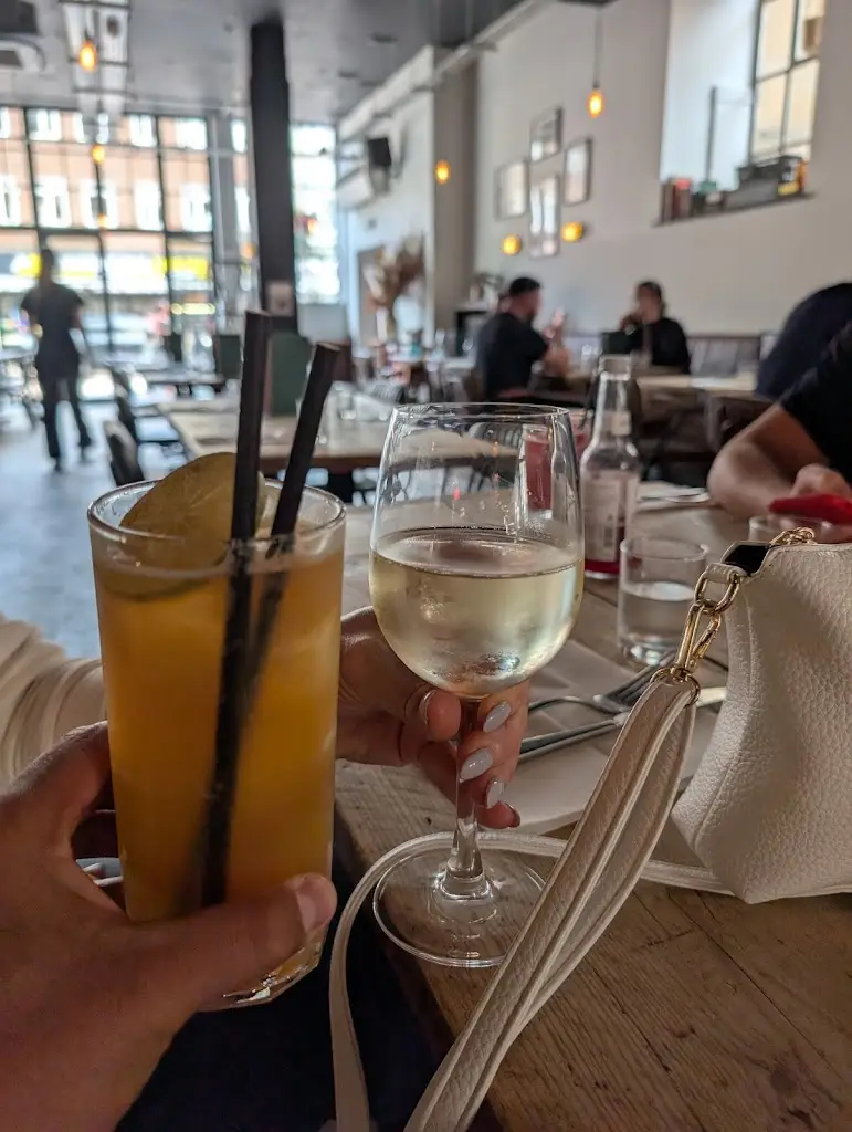 Tim Hull_Orpington GPO_Orpington_review