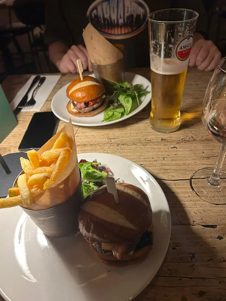 Samuel O`Sullivan_Orpington GPO_Orpington_review