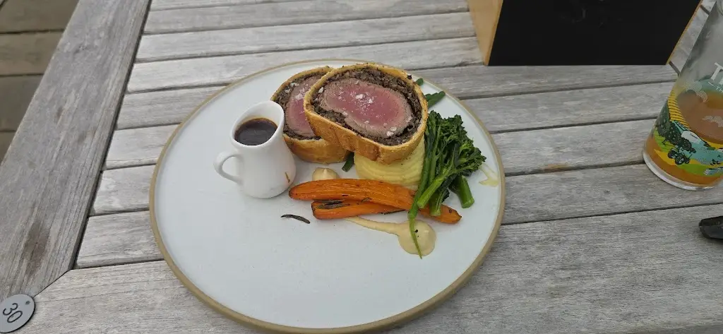 Deathstar111978_The New Inn_Baschurch_review