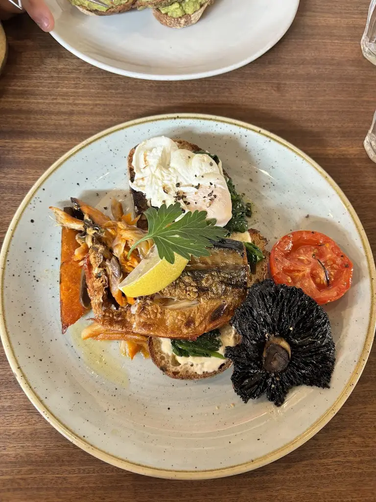 C D_the Orpington Café & Record Store_Orpington_review