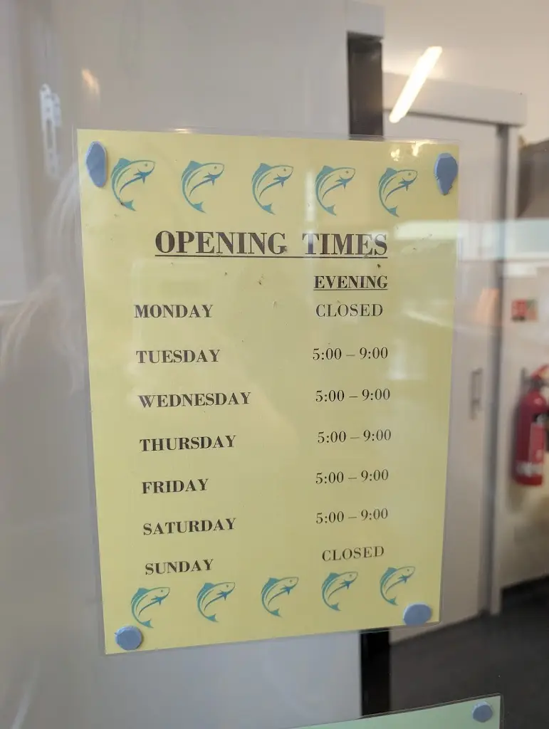 Blonde&TATS_The Ottery Chippy_Ottery St Mary_review