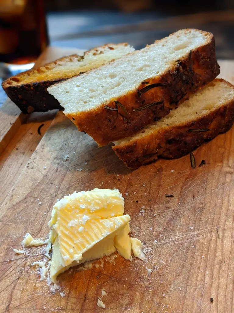 Roxanne Panaite_Rusty Pig_Ottery St Mary_review