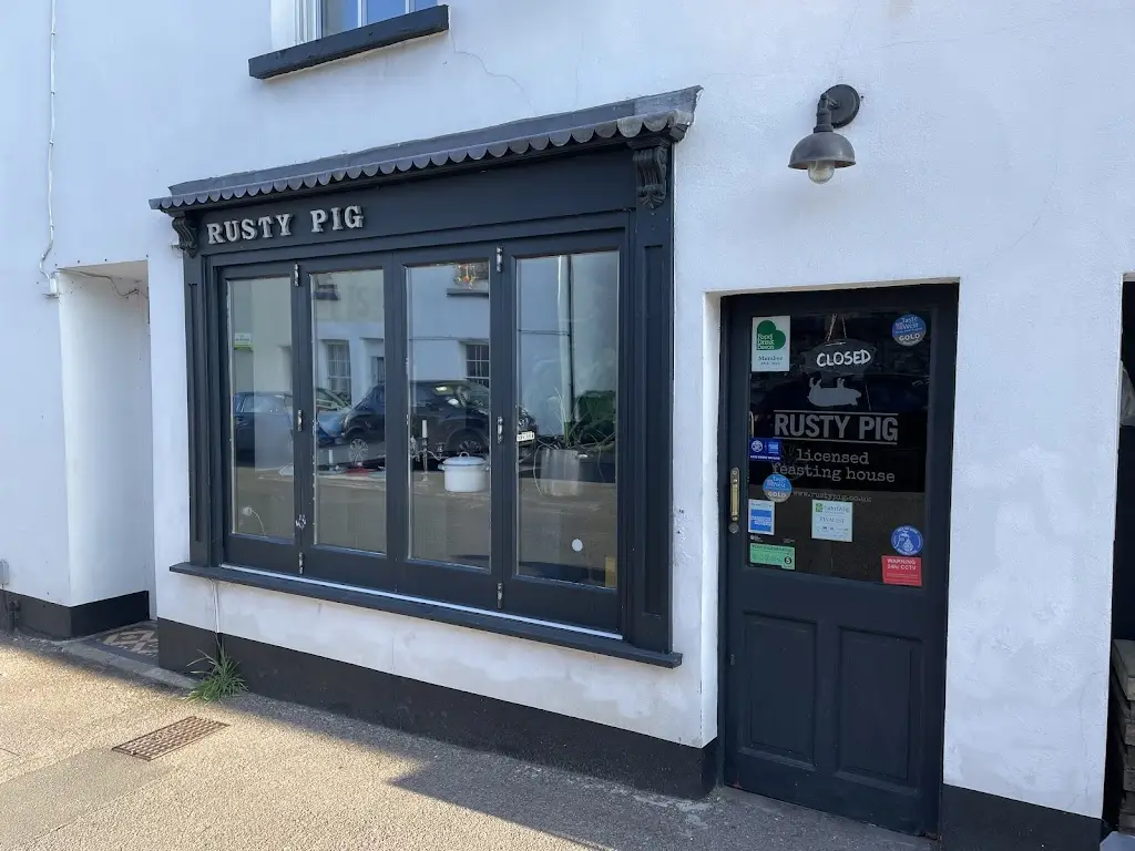 Rusty Pig_Ottery St Mary_slider_image_3