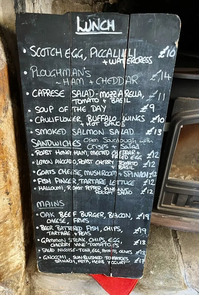 Aly_The Oak, Painswick_Painswick_recensione