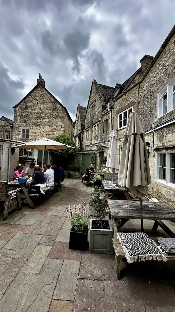 The Oak, Painswick_Painswick_slider_image_3