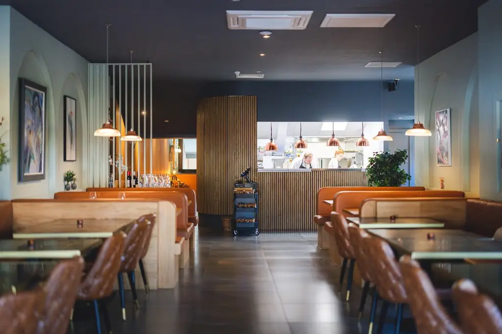 The Walrus Restaurant and Bar Restaurant in Baschurch