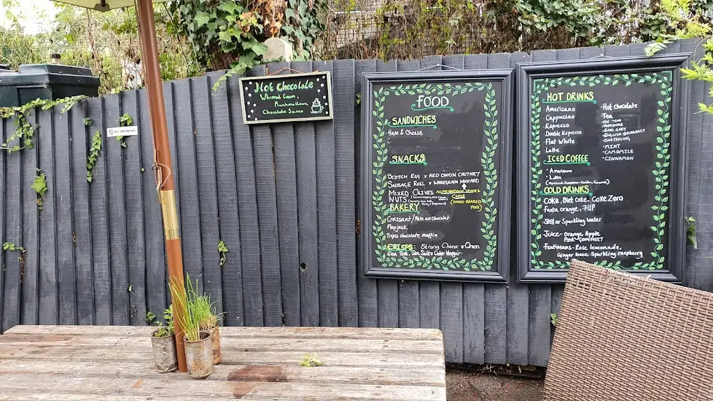 Menu_Cherwell Boathouse Restaurant_Oxfordshire_image_1