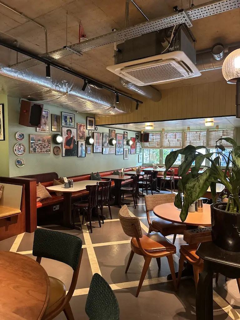 Mira Shah_Dishoom Permit Room Oxford_Oxfordshire_review