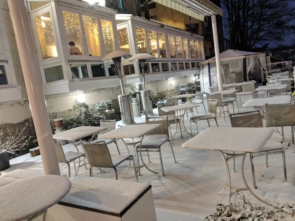 The Folly Restaurant_Oxfordshire_slider_image_1