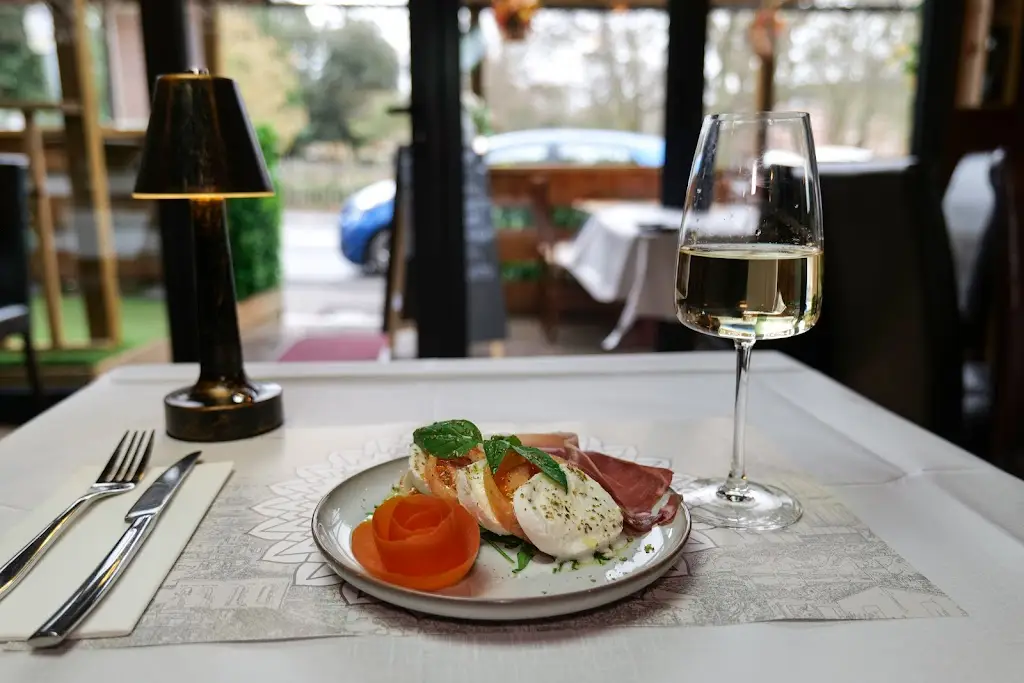 Menu_Dolce Vita Poole_Parkstone_image_5