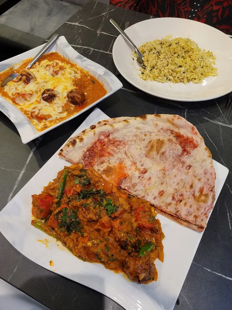 Ian Parry_No.81 Indian restaurant_Padiham_review