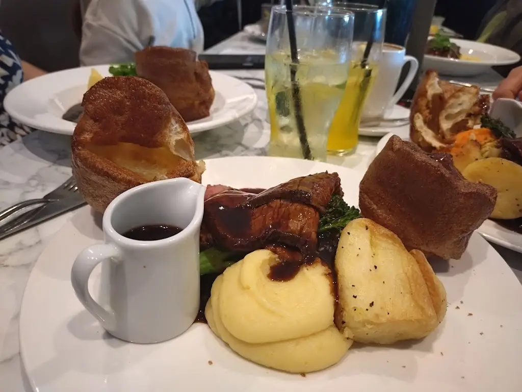 The Lounge, Crow Wood_Padiham_slider_image_3