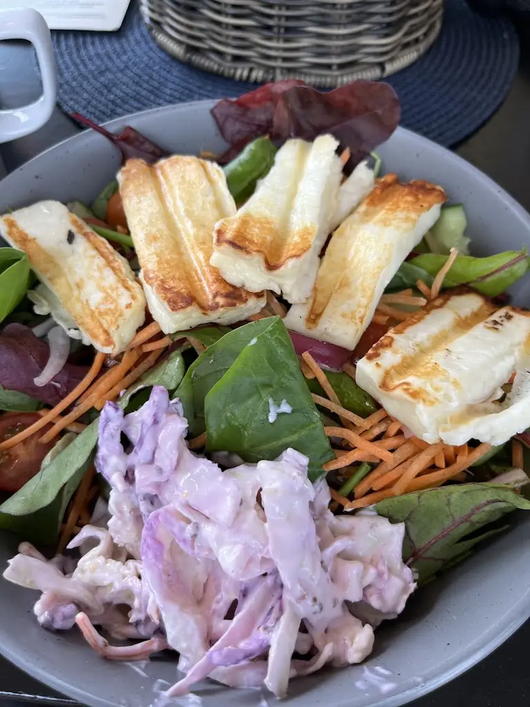 Karen Munford-Gibbs_Mooch Cafe87_Padiham_review