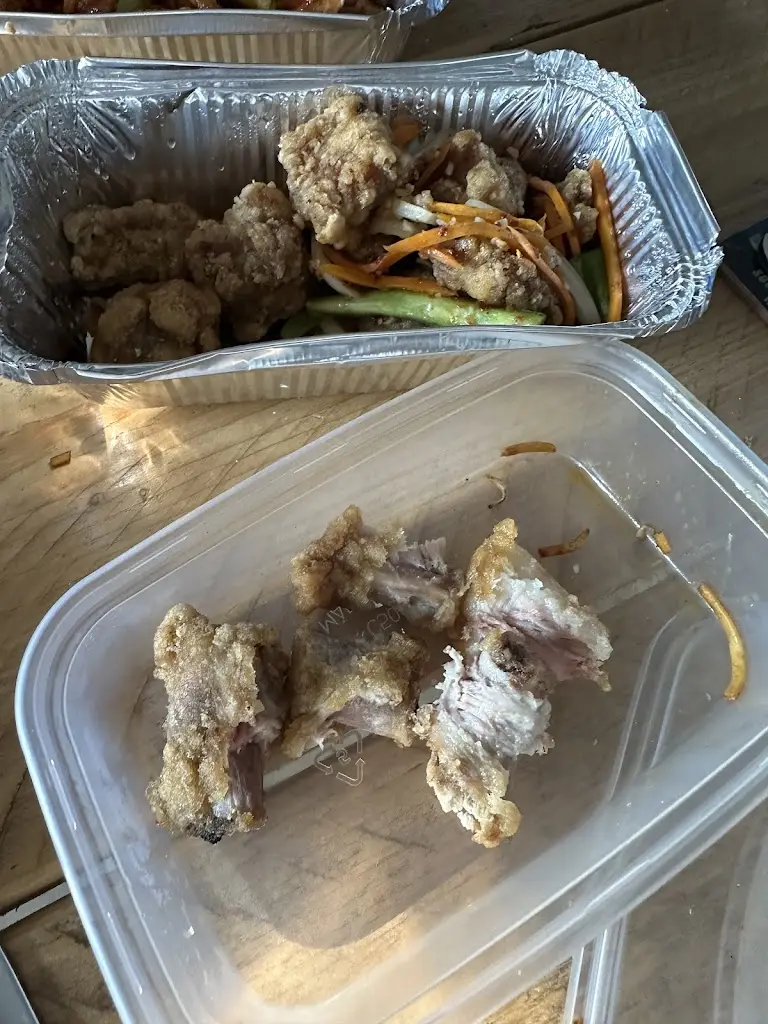 Bryn Edwards_Wong Lee Chinese Take Away_Baschurch_recensione