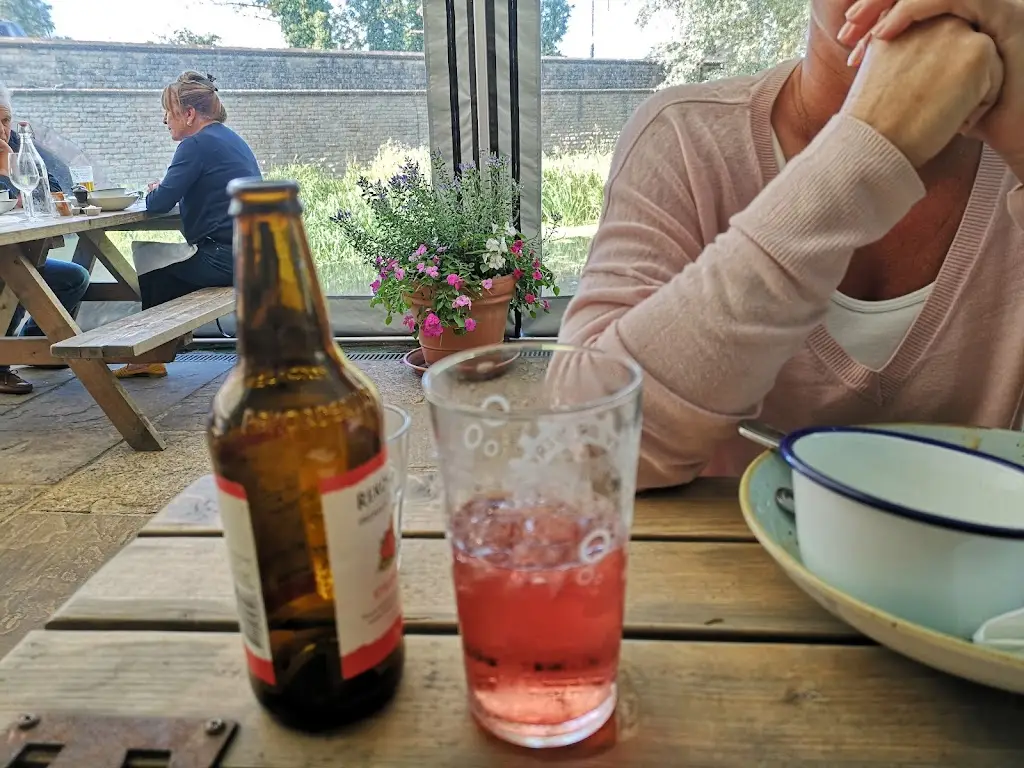 Menu_Tap and Kitchen_Oundle_immagine_8